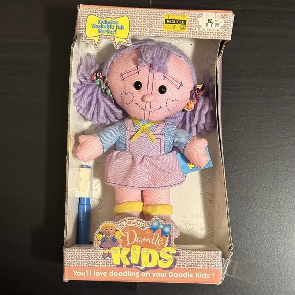 Vintage 1997 Tyco Doodle Kids Doll Plush Light Pink / Purple - Drawable! In Box - Picture 1 of 6